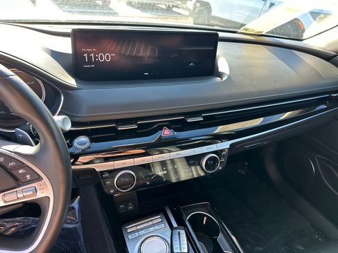 Used 2024 Genesis G80 2.5T image 28