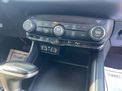 Certified 2022 Dodge Durango SXT AWD/4WD image 58