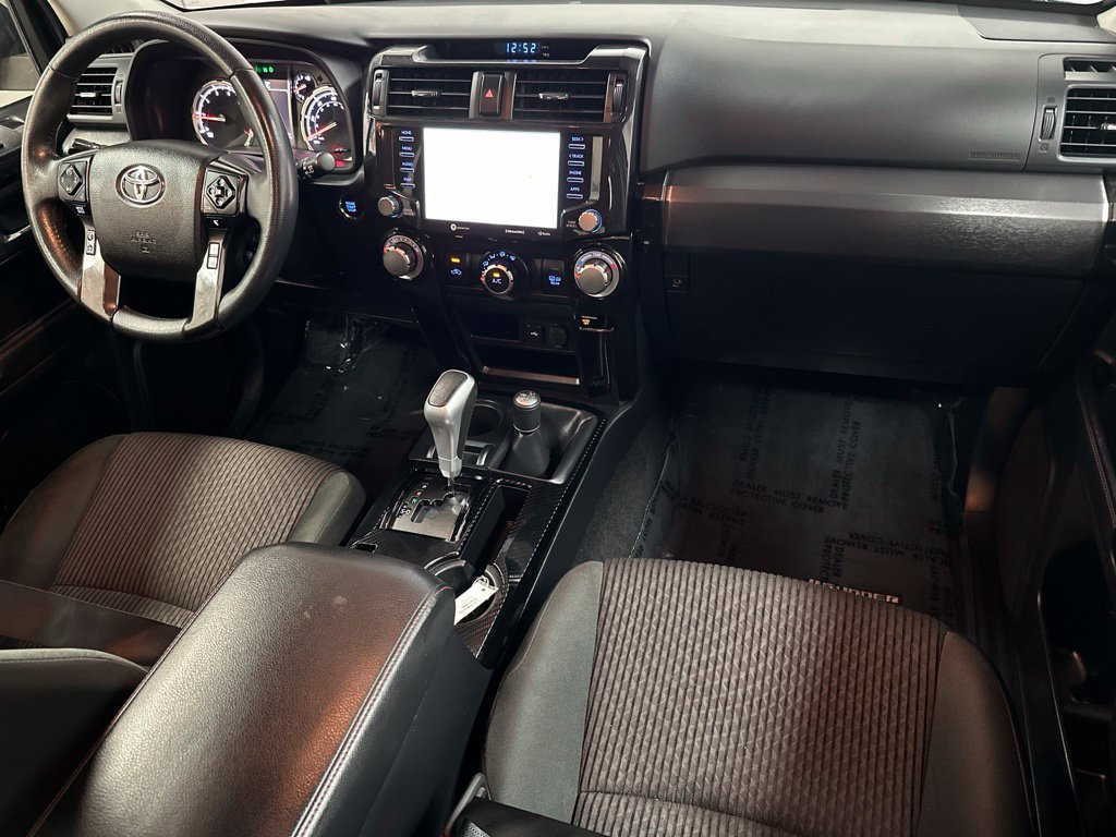 Used 2022 Toyota 4Runner TRD Off-Road AWD/4WD image 11