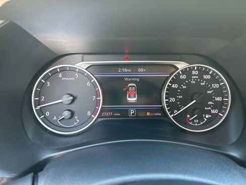 Used 2025 Nissan Sentra SR image 12