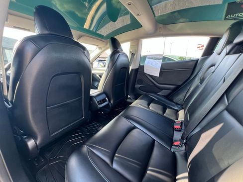 Used 2021 Tesla Model 3 Standard Range Plus image 13