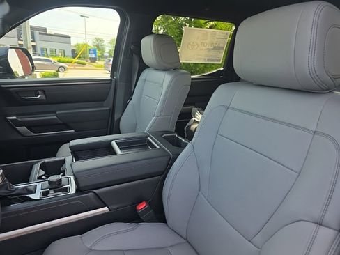 New 2026 Toyota Tundra SR5 AWD/4WD image 12