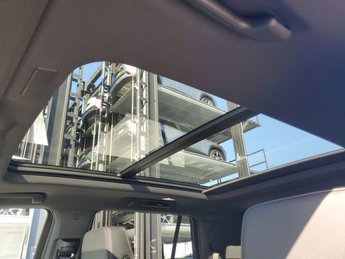 New 2026 Chevrolet Tahoe RST image 34