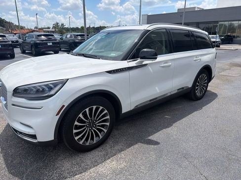 Used 2022 Lincoln Aviator Reserve RWD image 4