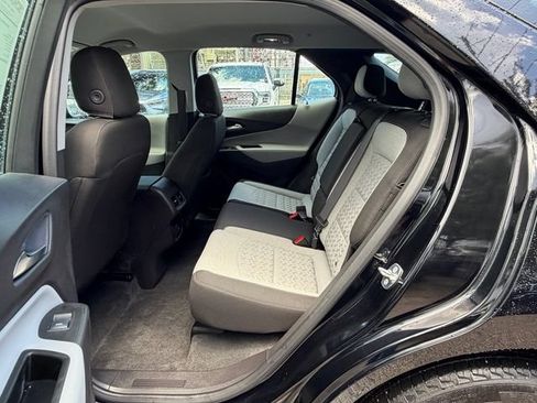 Certified 2024 Chevrolet Equinox LS FWD image 12