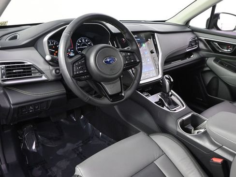 Used 2025 Subaru Outback Onyx Edition AWD/4WD image 11