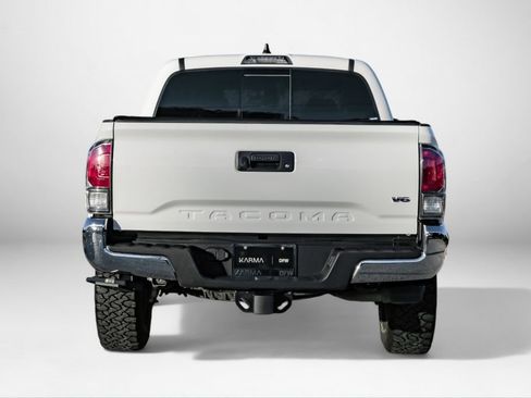 Used 2023 Toyota Tacoma TRD Off-Road image 6