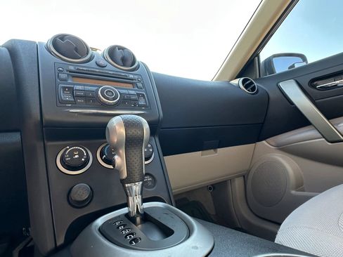 Used 2011 Nissan Rogue S image 20