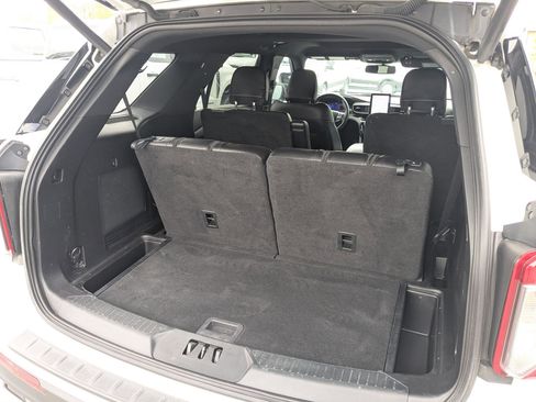 Used 2021 Ford Explorer ST w/ Equipment Group 401A AWD/4WD image 30