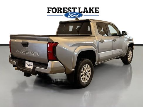 Certified 2024 Toyota Tacoma SR5 AWD/4WD image 7