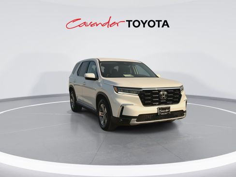 Used 2024 Honda Pilot EX-L image 2