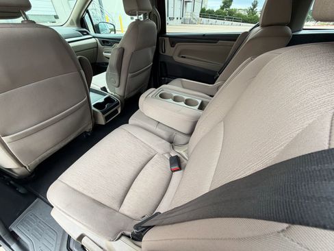 Used 2019 Honda Odyssey EX image 21