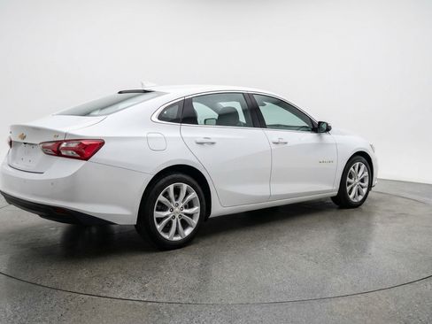 Used 2024 Chevrolet Malibu LT image 9