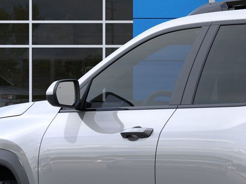 New 2026 Chevrolet Equinox ACTIV w/ Convenience Package III image 12