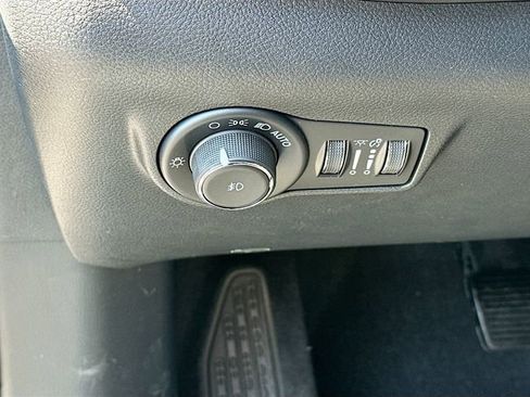 New 2026 Jeep Compass Limited AWD/4WD image 11