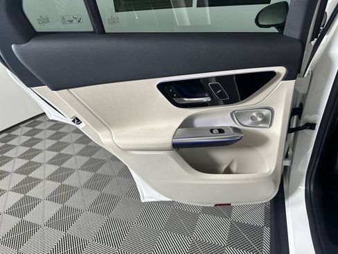 Certified 2026 Mercedes-Benz GLC 300 image 24