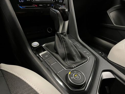 New 2026 Volkswagen Taos SE AWD/4WD image 15