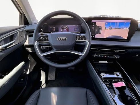 New 2026 Audi Q3 quattro 2.0T image 5