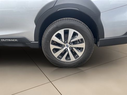 Used 2025 Subaru Outback Premium w/ Popular Package #1A image 23