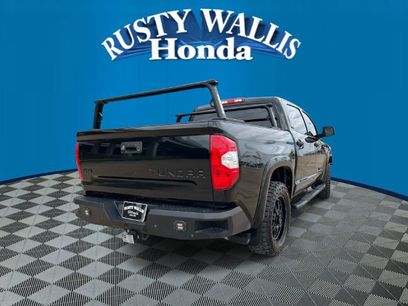 Used 2017 Toyota Tundra SR5 w/ SR5 Upgrade Package