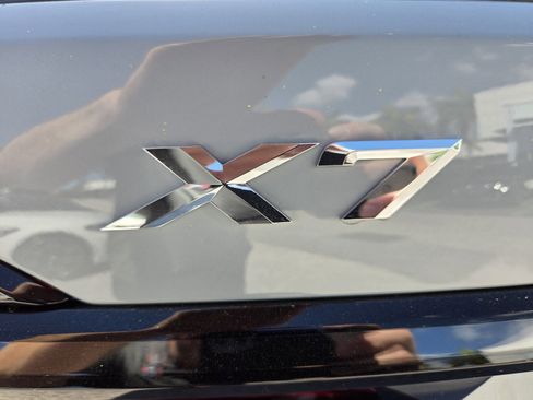 New 2026 BMW X7 xDrive40i image 14