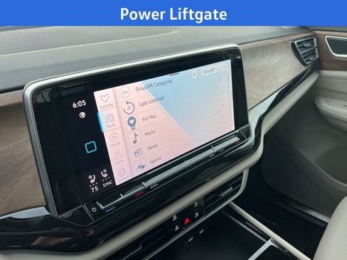 New 2026 Volkswagen Atlas SE image 13