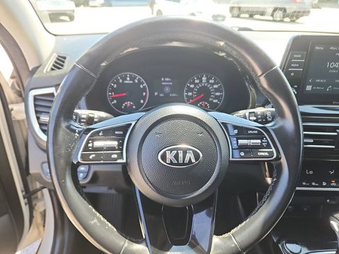 Used 2021 Kia Seltos EX AWD/4WD image 14