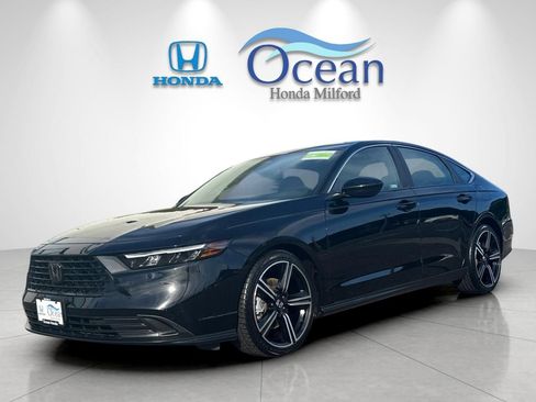 Used 2023 Honda Accord Sport image 7