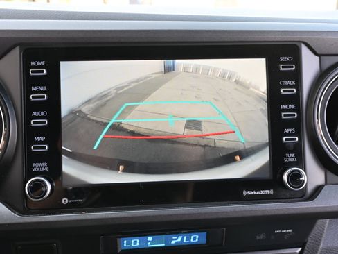 Used 2021 Toyota Tacoma TRD Off-Road w/ Technology Package image 25