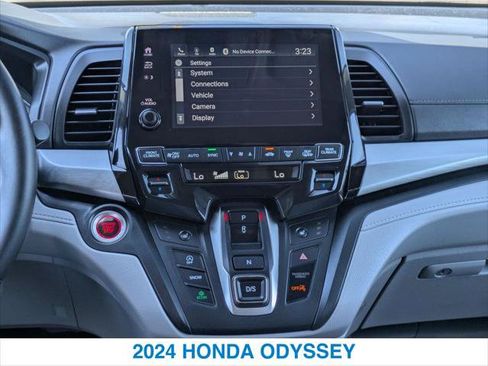 Used 2024 Honda Odyssey EX-L image 17