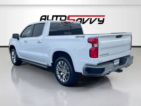 Used 2025 Chevrolet Silverado 1500 LTZ w/ Technology Package AWD/4WD image 5