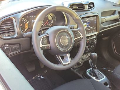 Used 2023 Jeep Renegade Latitude