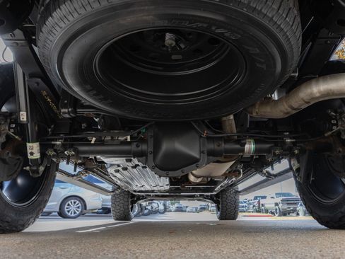 Used 2022 Ford F150 Limited AWD/4WD image 11