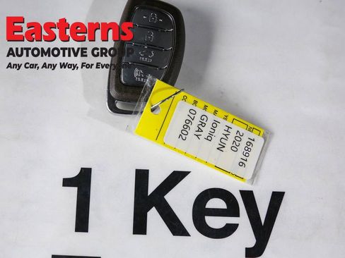 Used 2020 Hyundai Ioniq Limited image 28