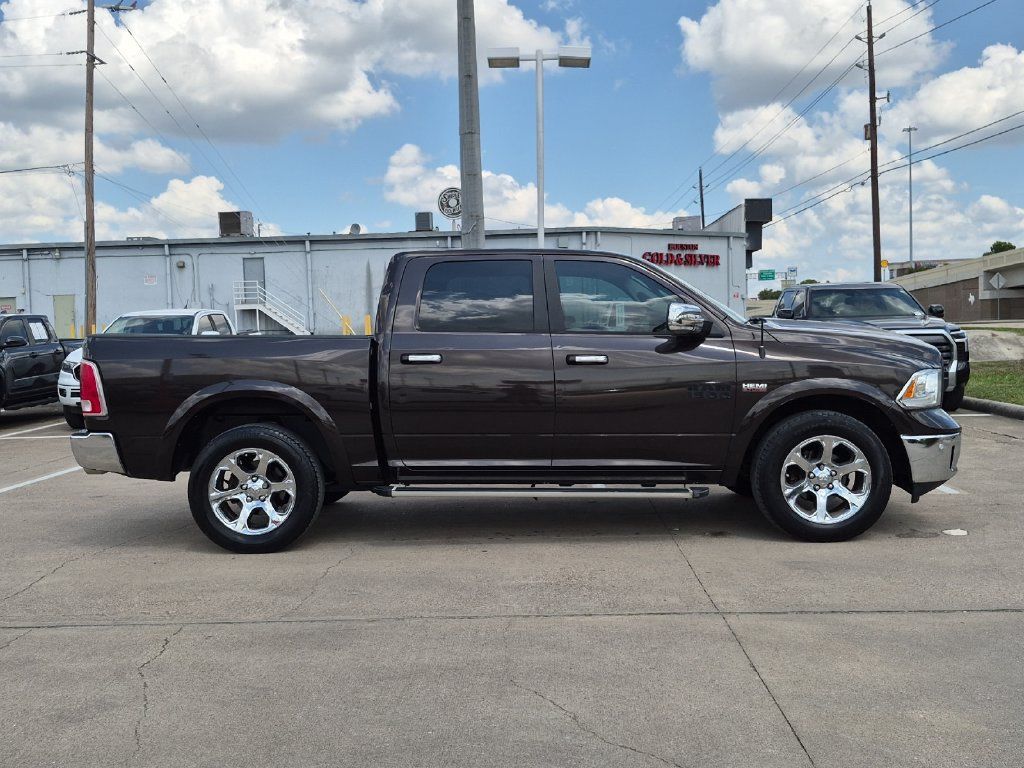 Used 2017 RAM 1500 Laramie w/ Convenience Group AWD/4WD image 7