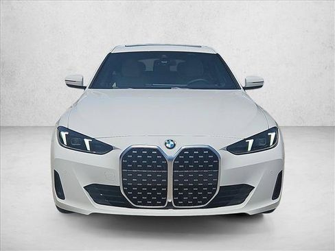 Used 2026 BMW 430i w/ Premium Package RWD image 2