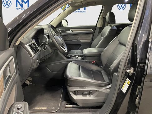 Used 2023 Volkswagen Atlas SEL AWD/4WD image 9