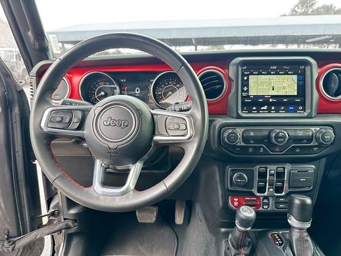 Used 2023 Jeep Wrangler Unlimited Rubicon AWD/4WD image 25