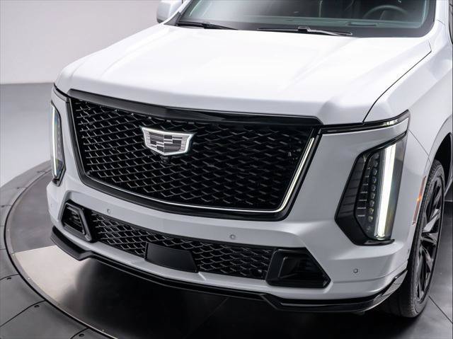 Used 2026 Cadillac Escalade V w/ LPO, ONYX Package AWD/4WD image 9