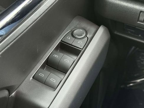 Certified 2024 Chevrolet Colorado LT w/ LT Convenience Package II AWD/4WD image 16
