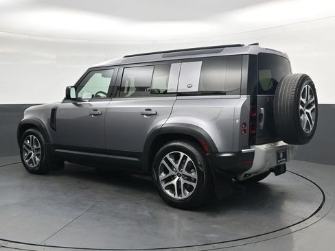 Used 2020 Land Rover Defender 110 SE AWD/4WD image 6