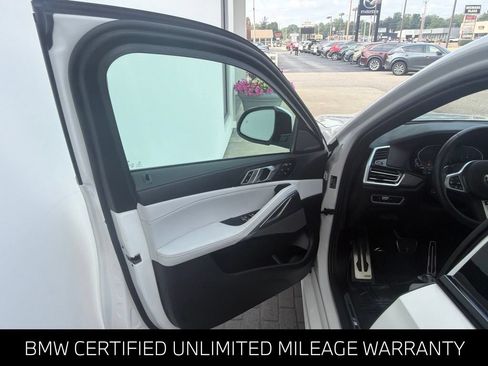 Used 2023 BMW X6 xDrive40i w/ Executive Package AWD/4WD image 23