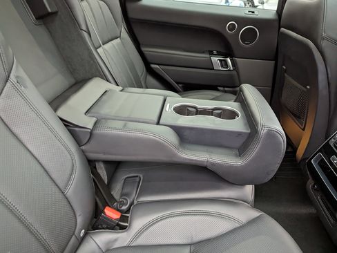 Used 2017 Land Rover Range Rover Sport Supercharged image 36