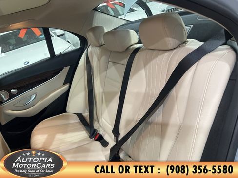 Used 2021 Mercedes-Benz E 350 4MATIC Sedan image 22