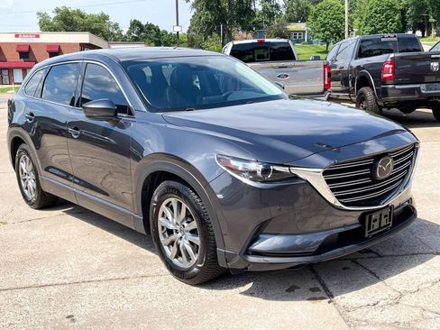 Used 2018 MAZDA CX-9 Touring w/ Touring Premium Package AWD/4WD image 2