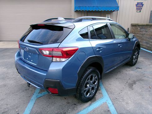 Used 2022 Subaru Crosstrek 2.5i Sport AWD/4WD image 6
