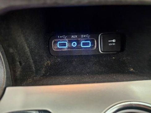 Used 2020 Jeep Grand Cherokee Laredo AWD/4WD image 23