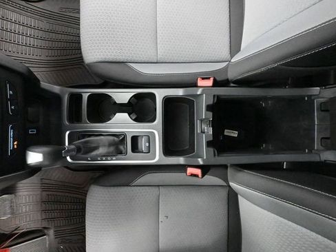 Used 2017 Ford Escape SE w/ Equipment Group 201A image 35