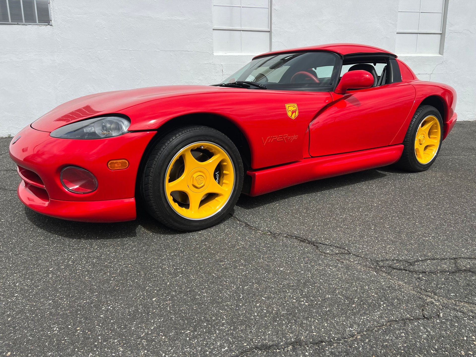 Used 1996 Dodge Viper RT/10 RWD image 3