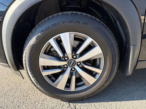 Used 2022 Nissan Pathfinder SL image 9